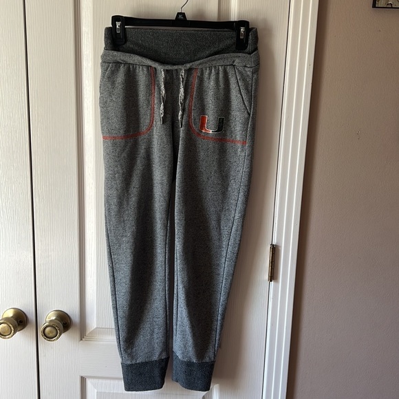Colosseum Pants - D3 Colosseum gray joggers